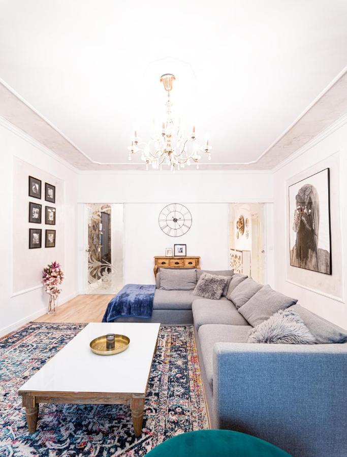 The Artist - Ultracentral Designer Apartment Bukarest Kültér fotó