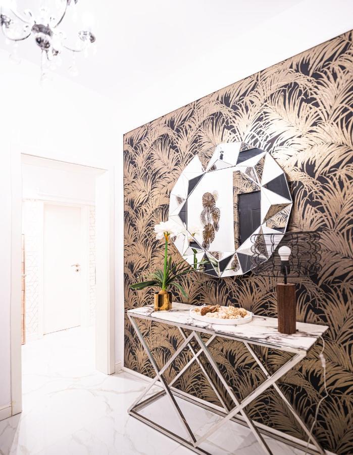 The Artist - Ultracentral Designer Apartment Bukarest Kültér fotó