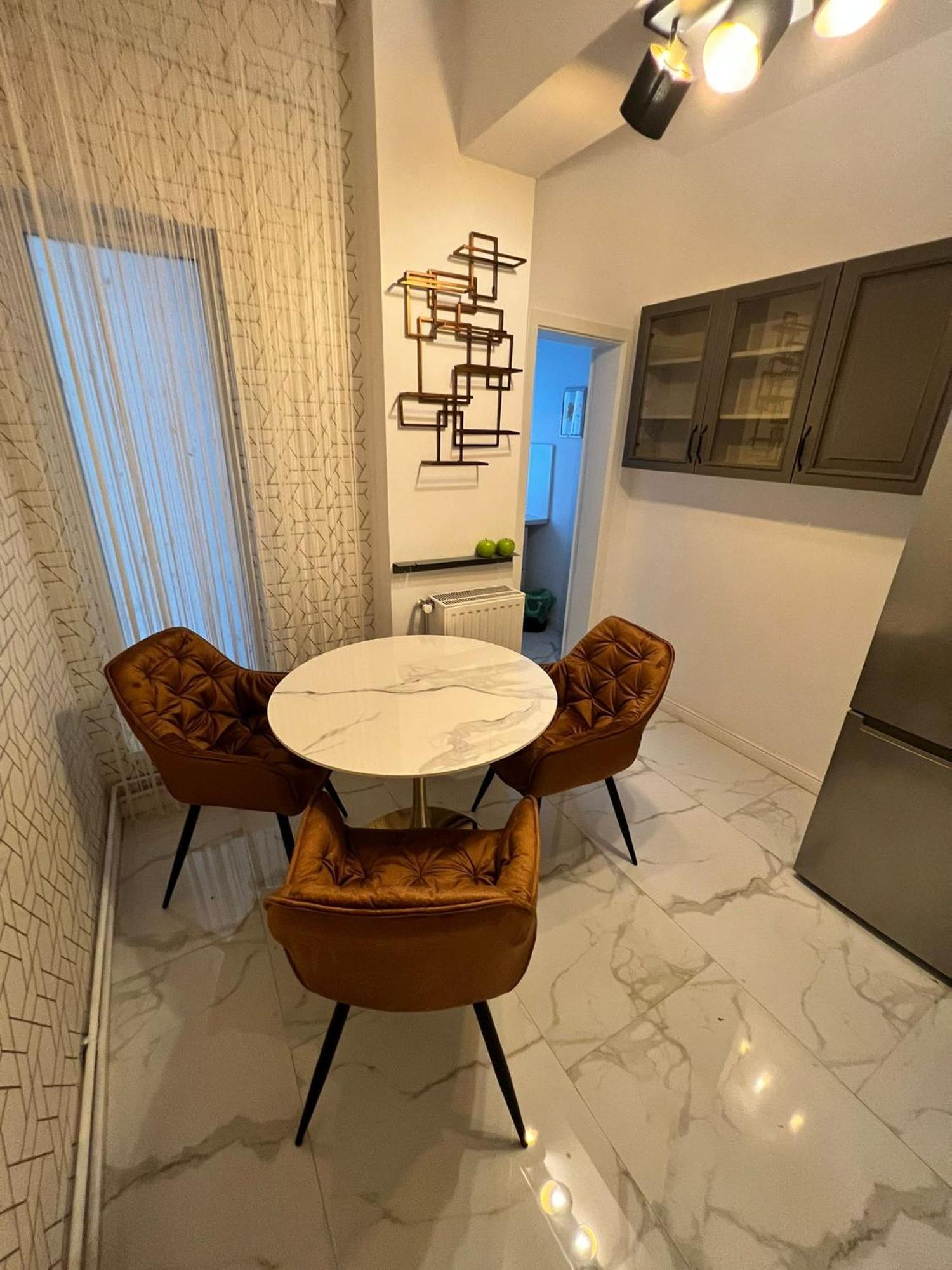 The Artist - Ultracentral Designer Apartment Bukarest Kültér fotó